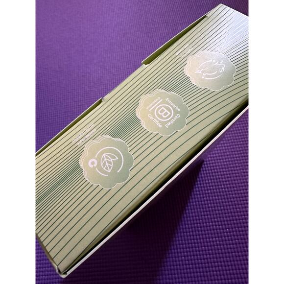 amika Inner Strength Repair Routine NEW Hair Gift Set Shampoo and Conditioner - Picture 5 of 5